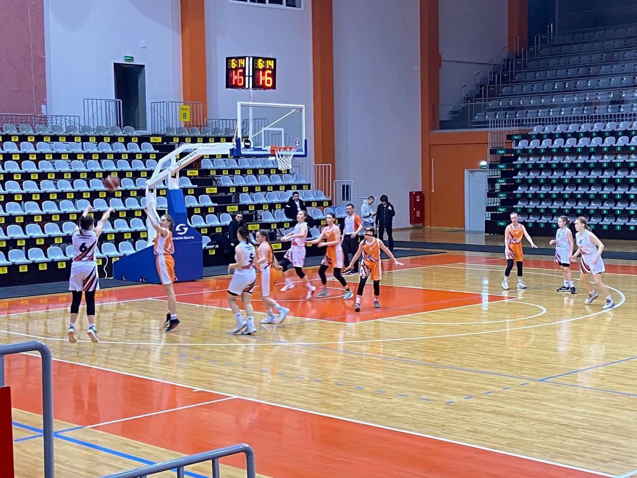 Баскетболистки Кинешмы вышли в финал школьной баскетбольной лиги «КЭС-БАСКЕТ»