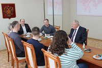 Накануне 8 Марта глава Кинешмы встретился с участниками СВО и их женами