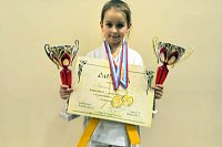 Ярослава Лазутина завоевала два золота на турнире по каратэ «Самарская Ладья»