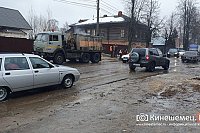 28 марта на улице Юрьевецкой ограничат движение автотранспорта