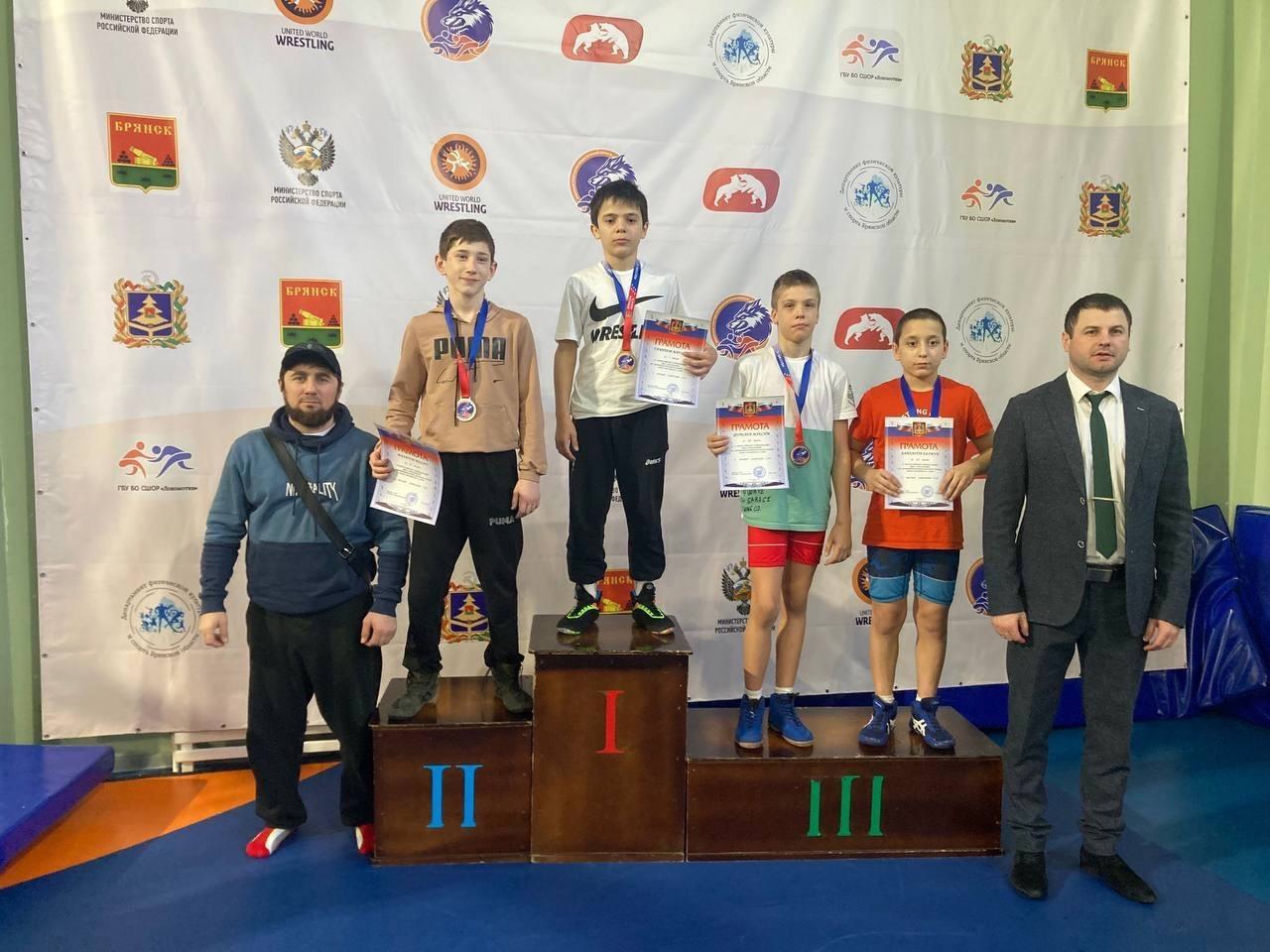 Кинешемец взял бронзу на Всероссийских соревнованиях по вольной борьбе