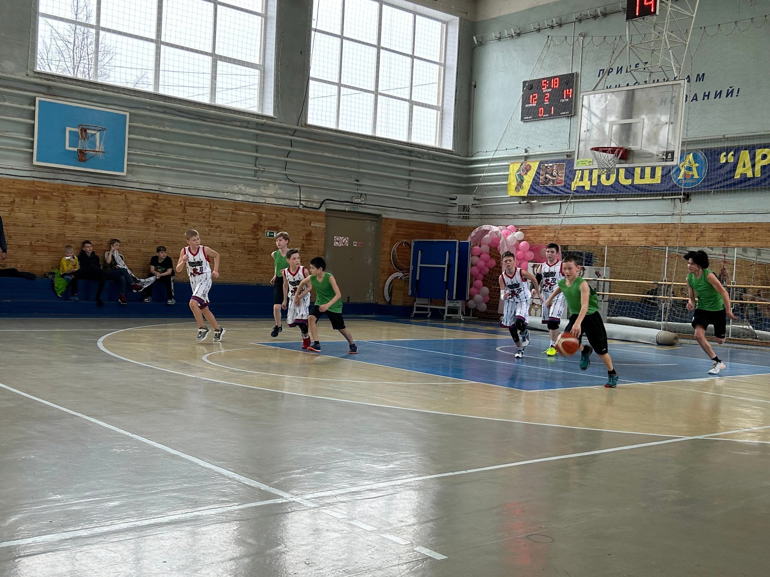В Кинешме прошли игры первенства Ивановской области по баскетболу