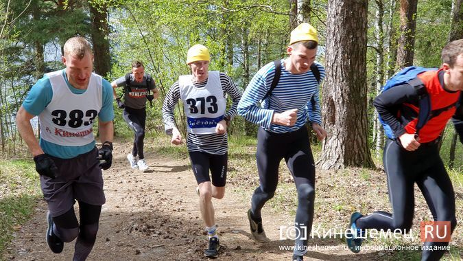 В Кинешме в память о героях-десантниках прошли марш-бросок и кросс