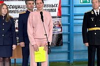 Анжелика Гатаулина подарила спортшколе «Волжанин» новый татами