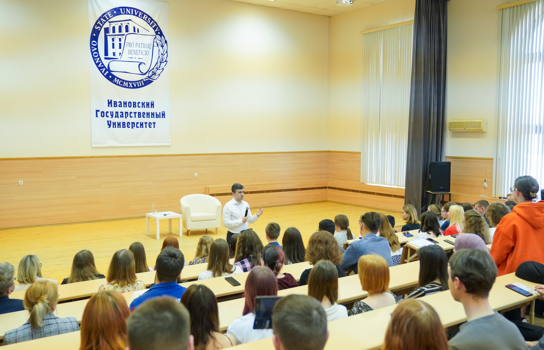 Студенты ИвГУ предложили губернатору свои идеи для развития региона