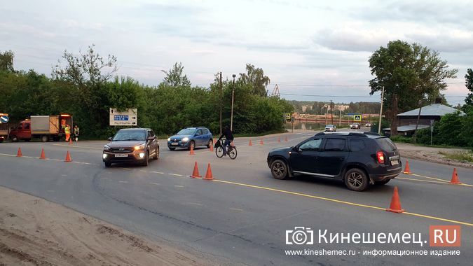 На перекрестке перед Кузнецким мостом появилась новая для автомобилистов разметка