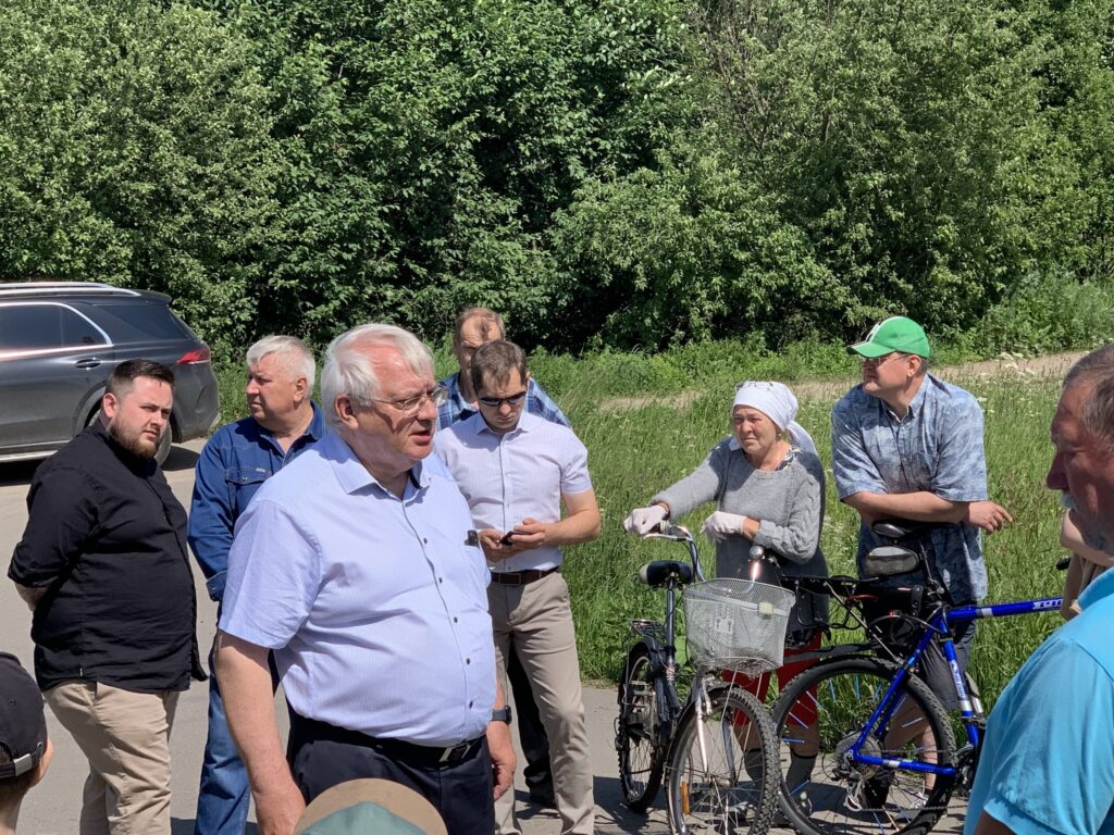 Александр Фомин: «Ремонт дороги на Иваниху и Поспелиху идет по графику»