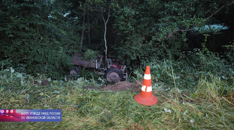 В Пучежском районе погиб водитель самодельного трактора
