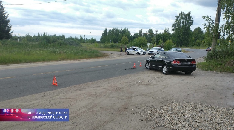 На окраине Кинешмы 73-летний мопедист оказался под колесами «Хонды»