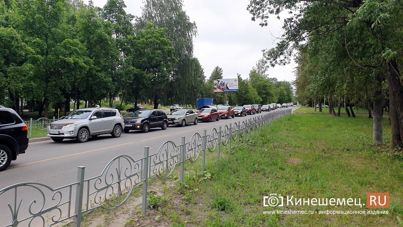 В мэрии Кинешмы разъяснили схему работы светофора на «Лесозаводе»