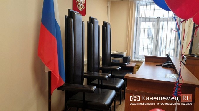 Жителя Юрьевца оштрафовали на 130 тыс. рублей за швартовку судна на Мойке в Санкт-Петербурге