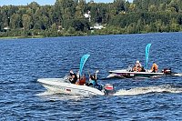 Новые люди организовали водный мини-парад на Дне Волжского бульвара