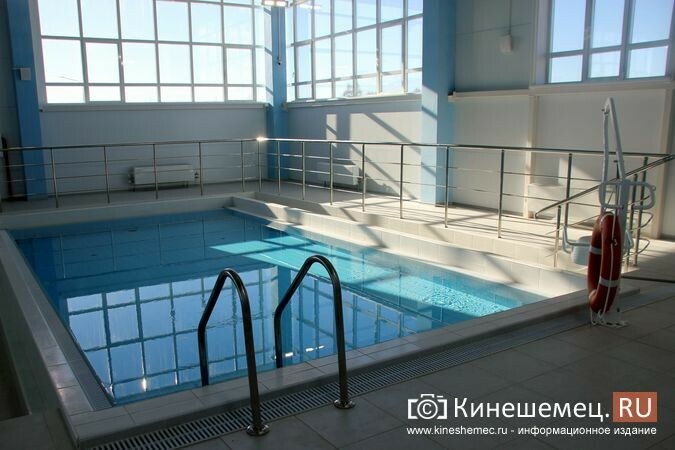 Кинешемский ФОК «Волга» научит плавать