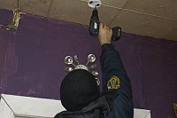 Спасатели Кинешмы устанавливают пожарные извещатели в квартиры малообеспеченных семей