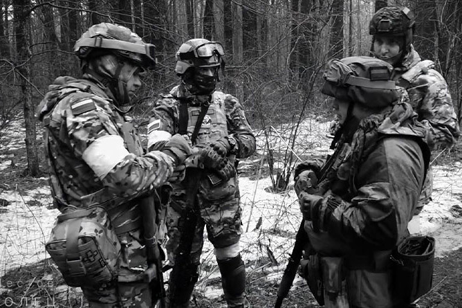 Ветеран спецразведки Сергей Пестов выпустил клип на свою песню «Доброволец», снятый в зоне СВО
