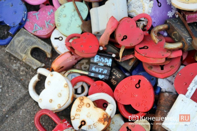 За неделю Кинешемский ЗАГС зарегистрировал 7 свадеб и 14 разводов