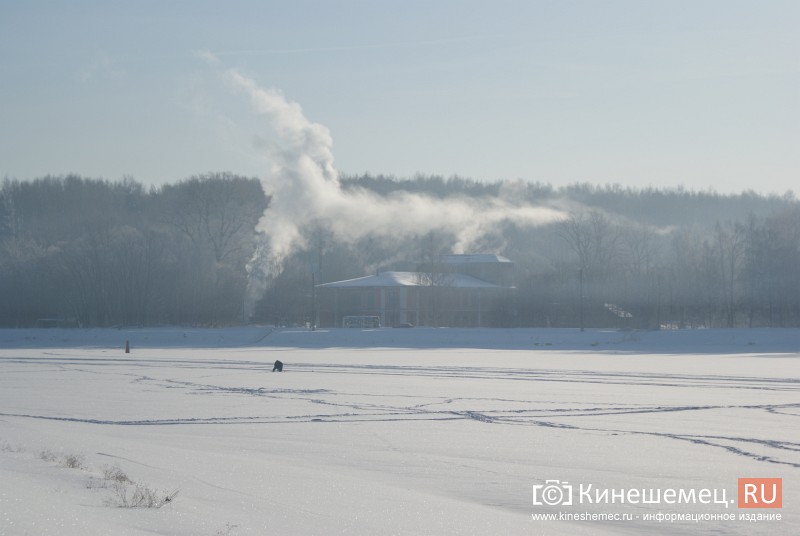 Толщина льда на Кинешемке составляет 10-15 см