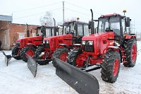 Коммунальщики Кинешмы получили три новых трактора