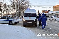 Машина скорой помощи попала в ДТП в центре Кинешмы