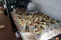 В храме Кинешмы начали изготавливать маскировочные сети и блиндажные свечи для СВО