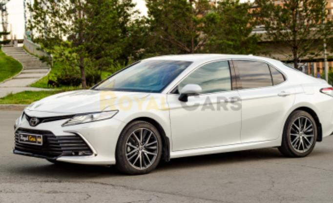 Заказ автомобилей на свадьбу: свадебные тренды 2024 года