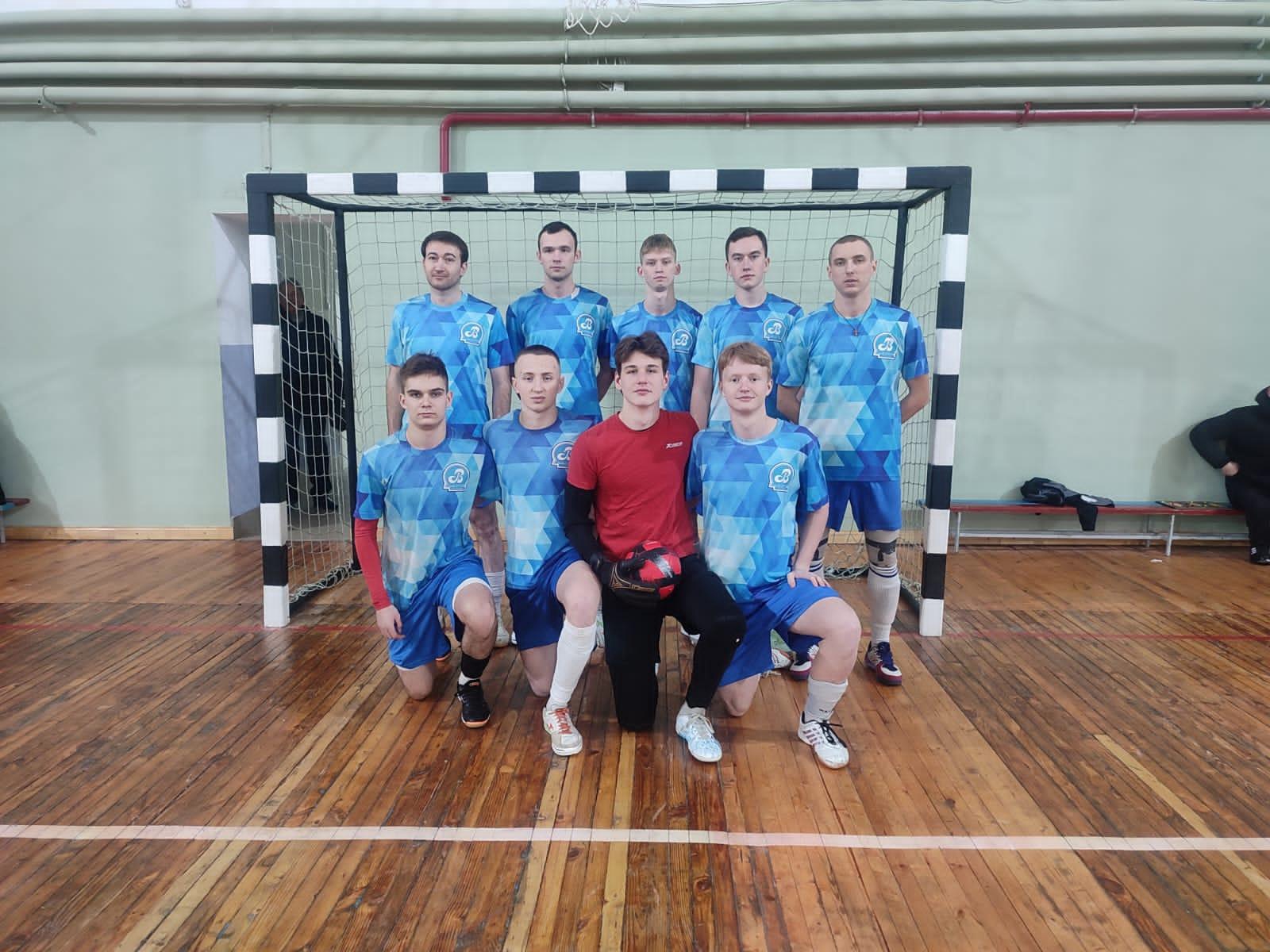 «Волжанин» одержал три победы в рамках чемпионата Вичуги по мини-футболу