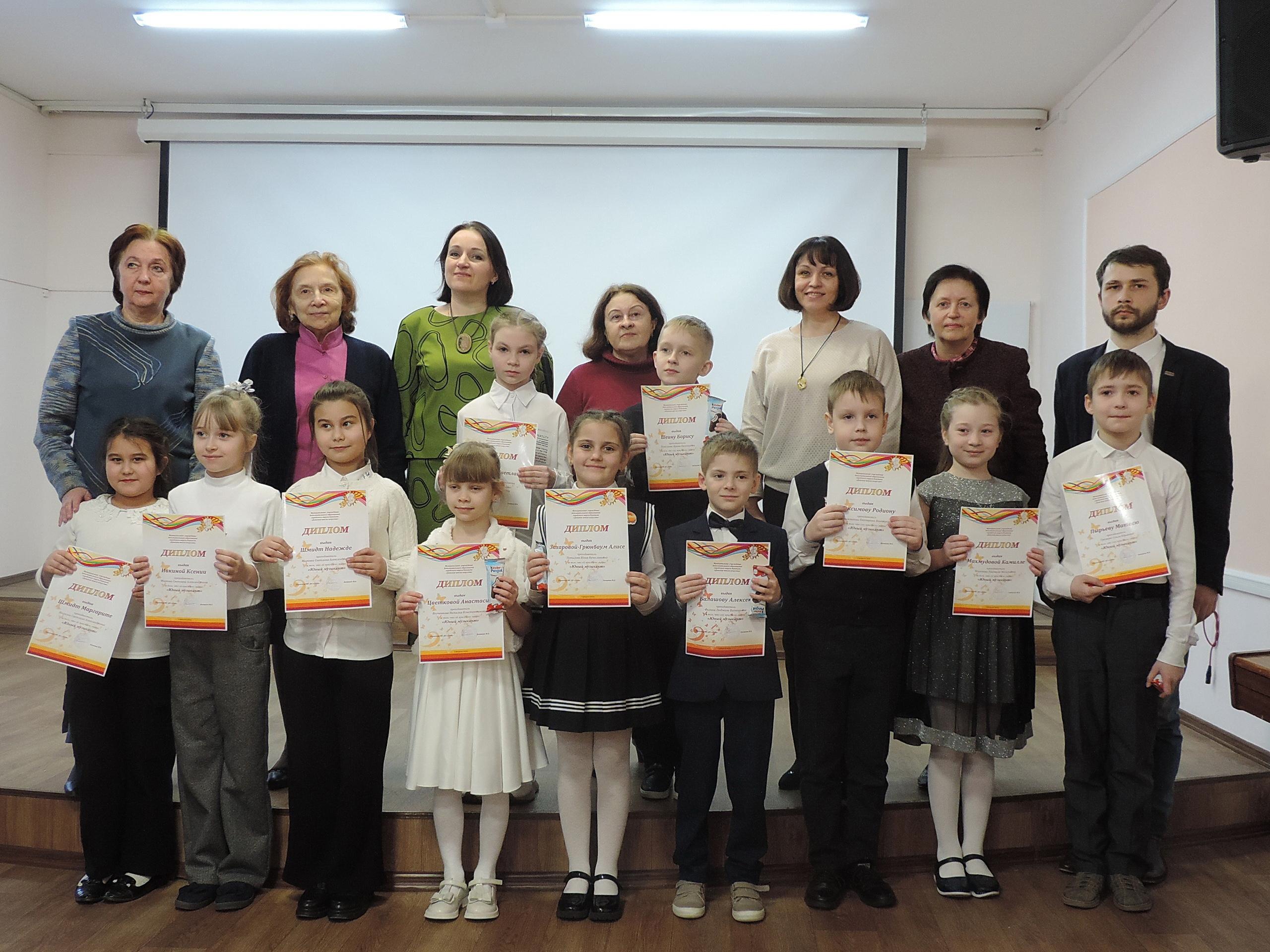 В Кинешемской детской школе искусств состоялось посвящение в пианисты