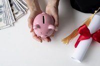 ВТБ: портфель классических сбережений физлиц превысил 7 трлн рублей