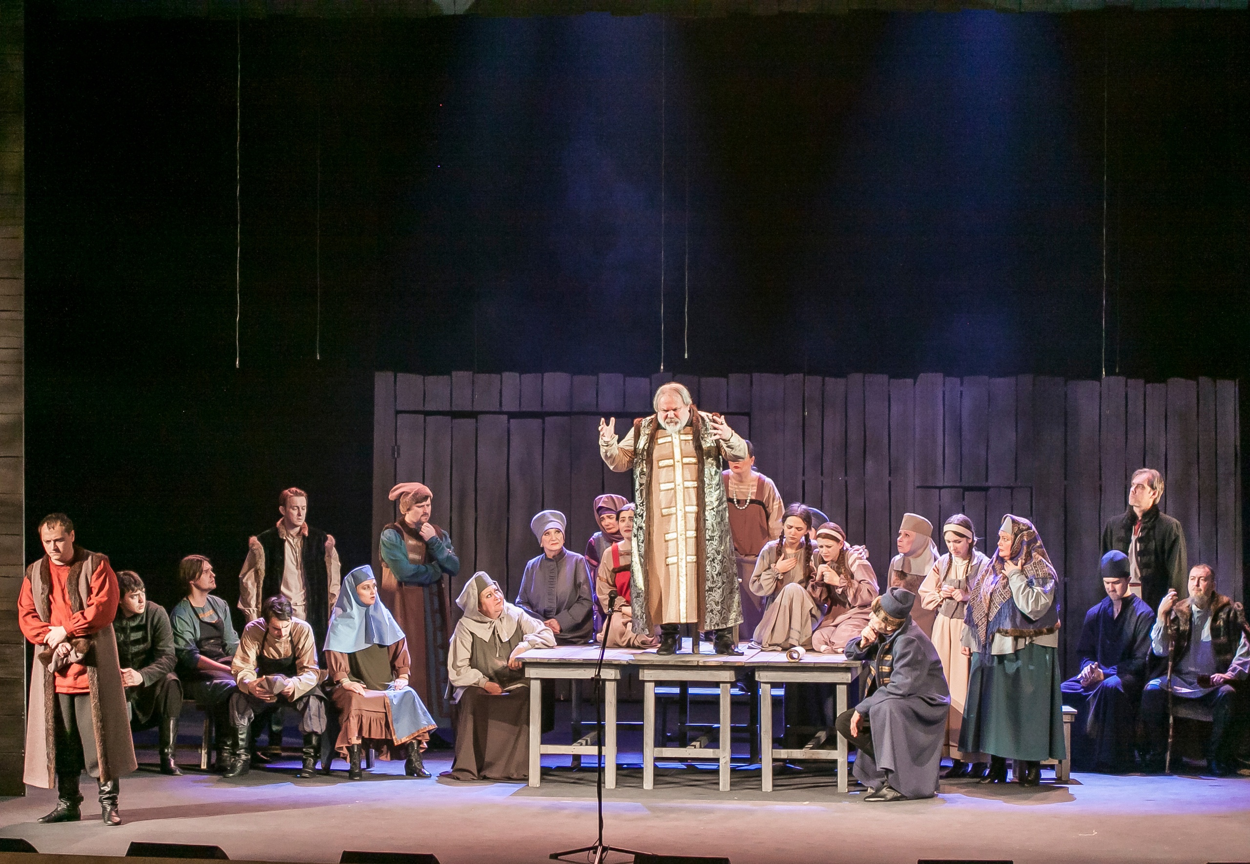 В Кинешемском театре подвели итоги благотворительной акции в помощь участникам СВО