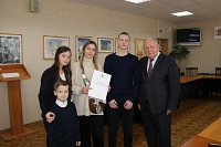 Шесть многодетных семей Кинешмы получили сертификаты на покупку жилья