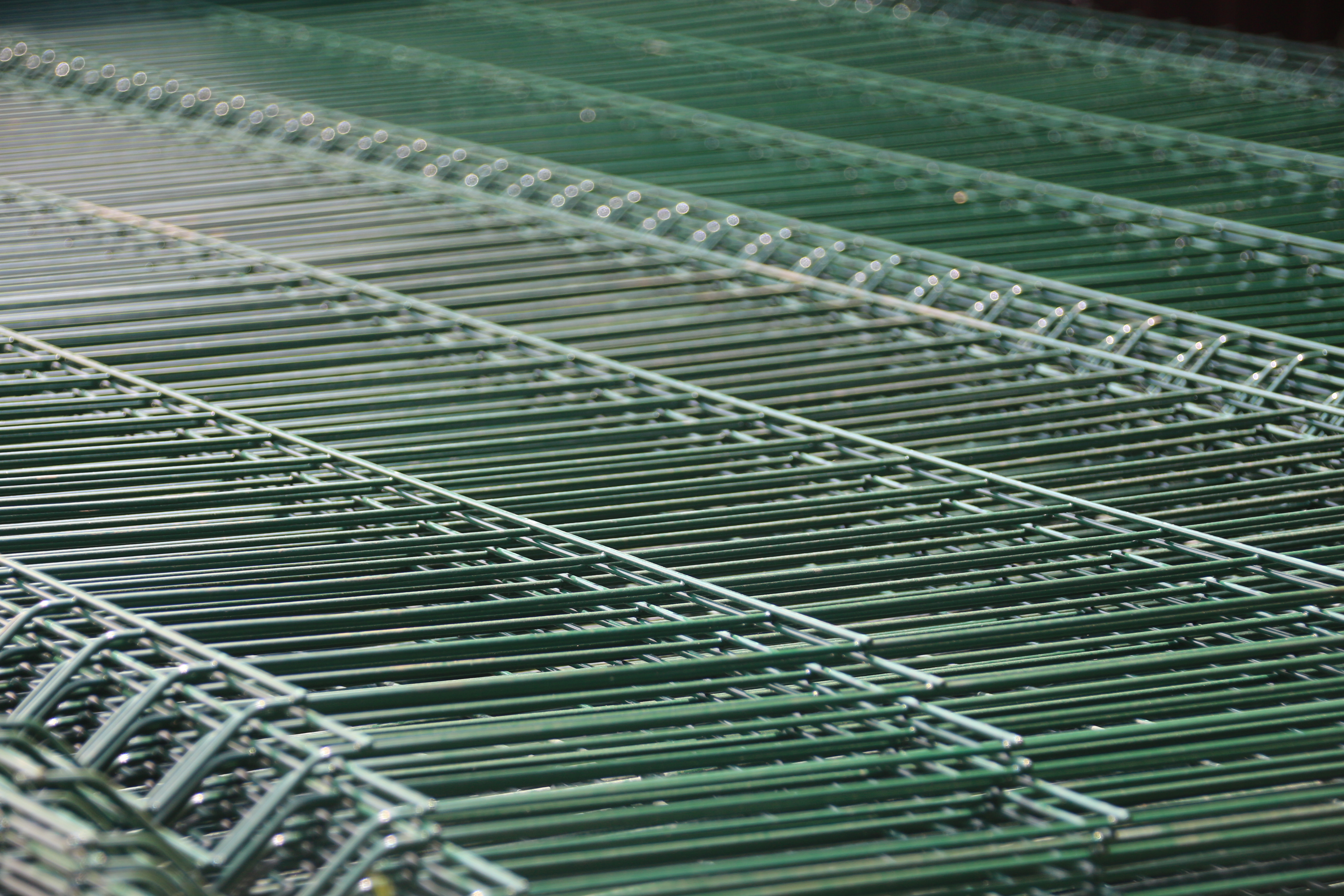 Металлическая сетка для заборов