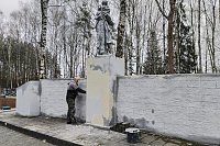 В Кинешме приступили к ремонту памятников и обелисков