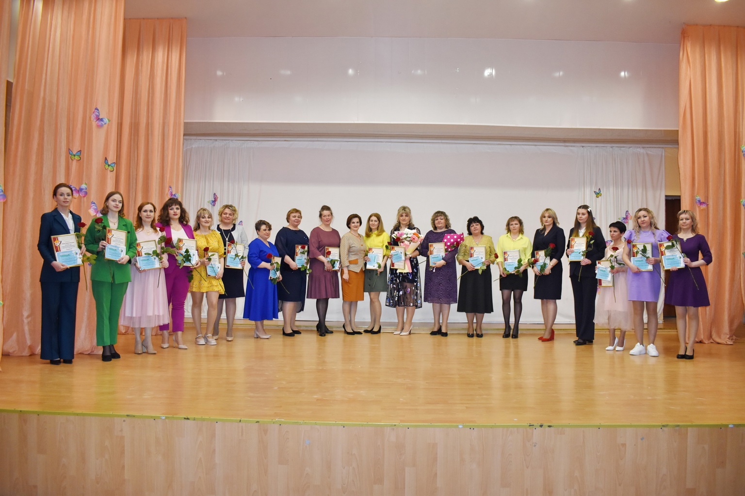 В Кинешме чествовали победителей конкурса профессионального мастерства «Педагог-мастер»