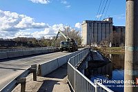 6 мая на мосту через Казоху ограничили движение транспорта