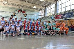 Команда Шуи выиграла первенство спортшколы «Арена» по волейболу