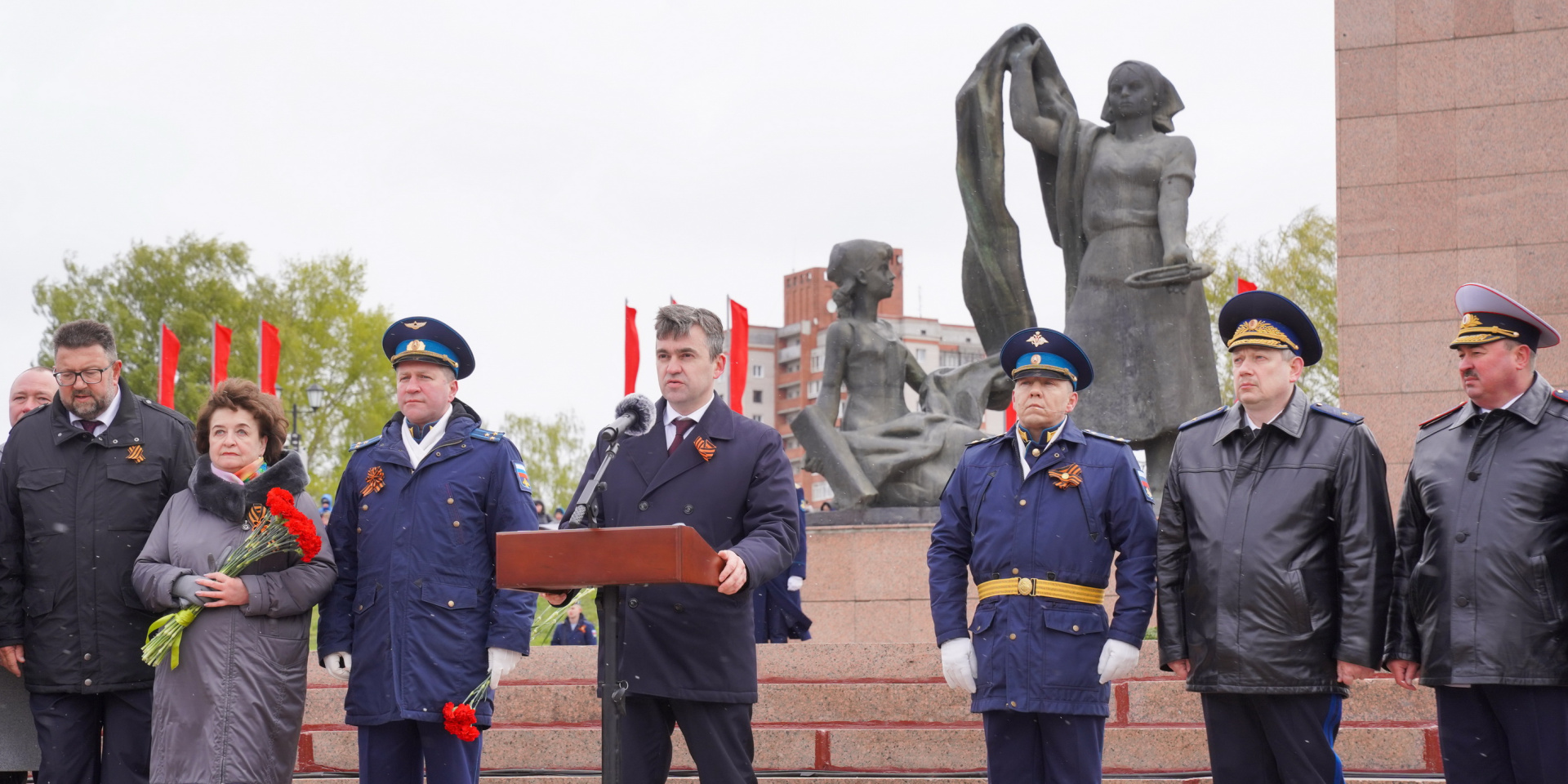 Губернатор Ивановской области поздравил жителей региона с Днём Победы