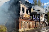 В Наволоках сгорел двухэтажный дом