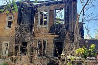 В историческом центре Кинешмы сгорел третий за два дня нежилой дом