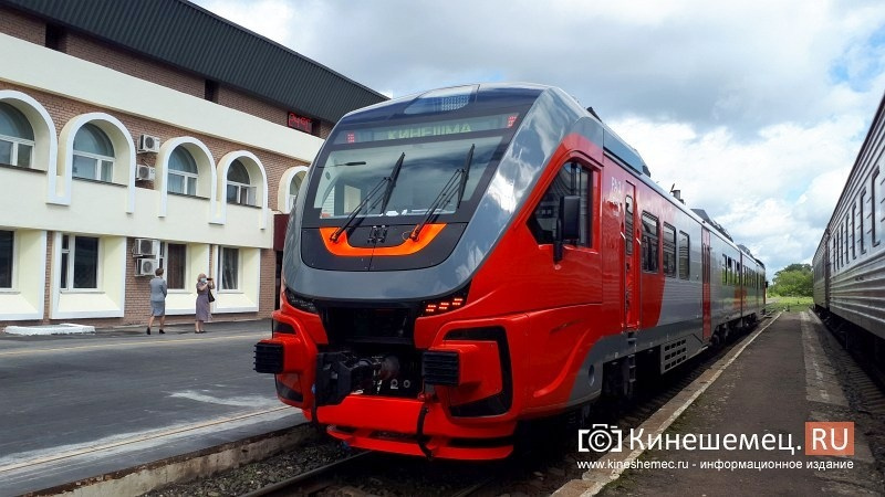 В Ивановской области сделали круглогодичным льготный проезд для молодежи на пригородном транспорте