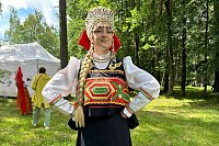 На «Губернском разгуляе» представили кокошник из Кинешмы
