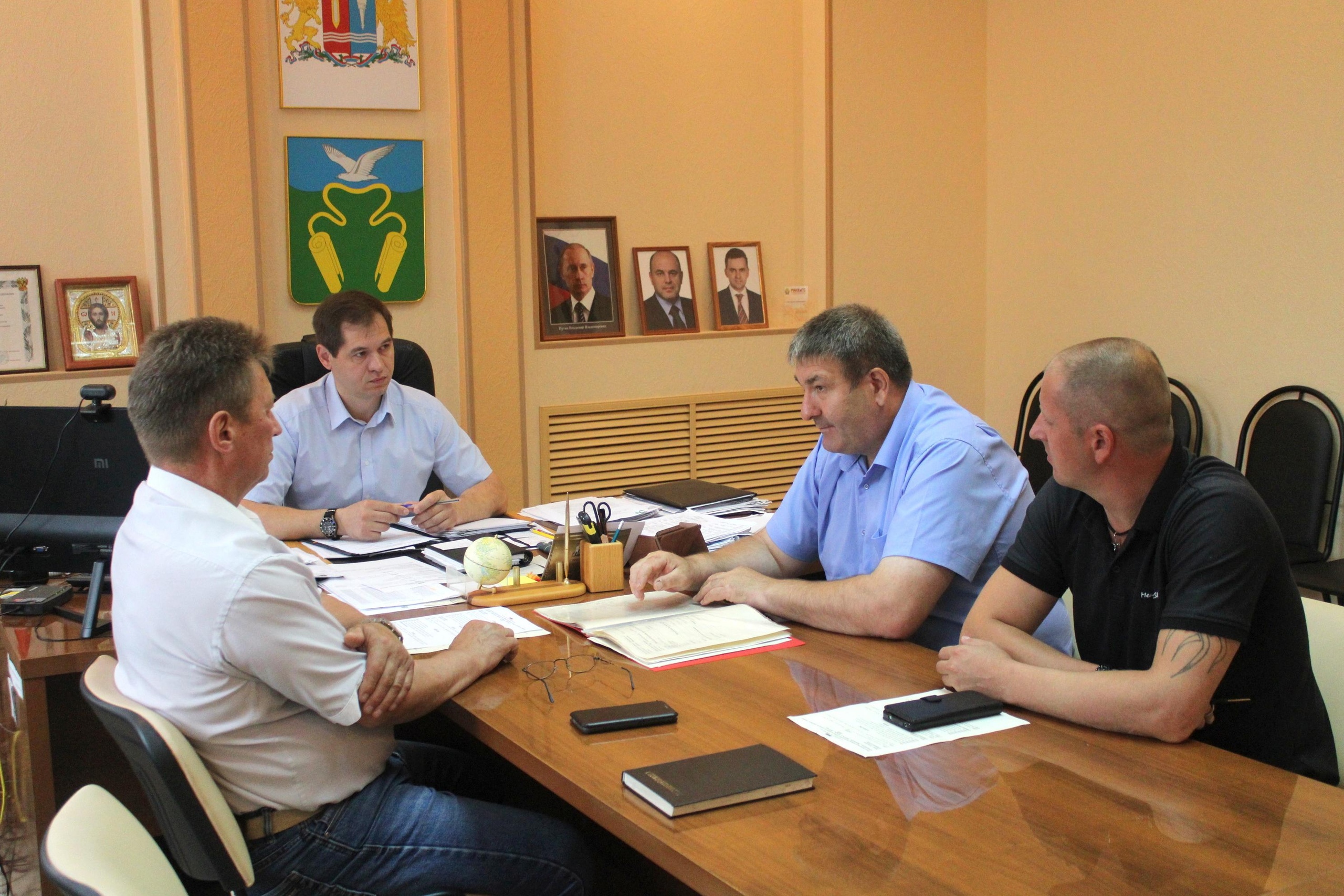 Александр Катаев встретился новым военным комиссаром Кинешмы и района Анатолием Поляковым