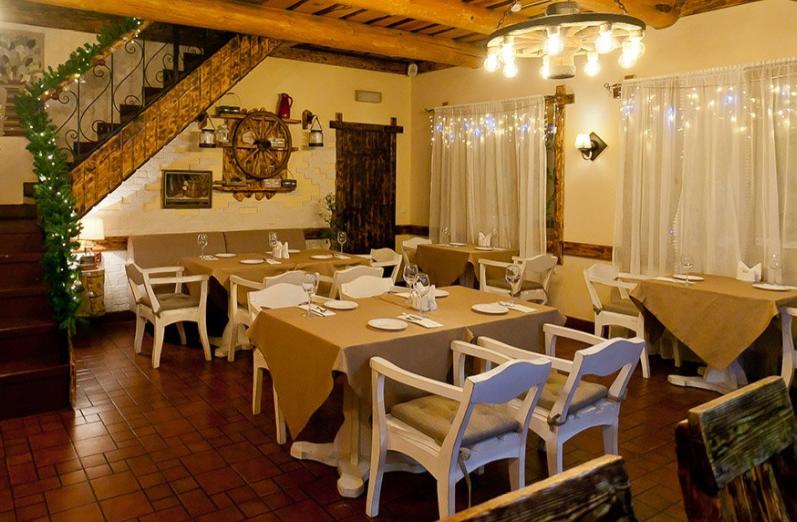 Семейный ресторан "Русское подворье" в Суздале: исторический антураж и национальная кухня