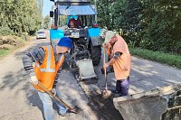 В Кинешме продолжается ямочный ремонт дорог