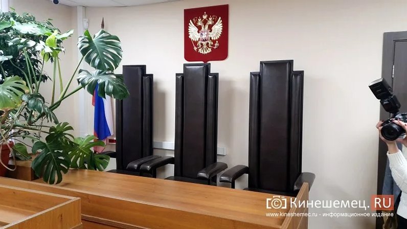 В Кинешме укладчик при эксплуатации проходной печи сломал ключицу