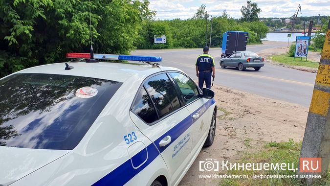 В Кинешме за «крышевание» бизнеса задержан замкомандира взвода ДПС Юрий Моторин