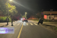 На ул. Григория Королева мотоциклист влетел в попутную «Калина»