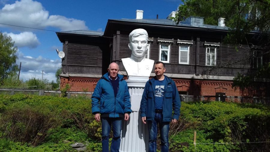 За состоянием бюстов Героев Советского Союза Бойцова И.М. и Кудрявцева В.В. будет следить УГХ