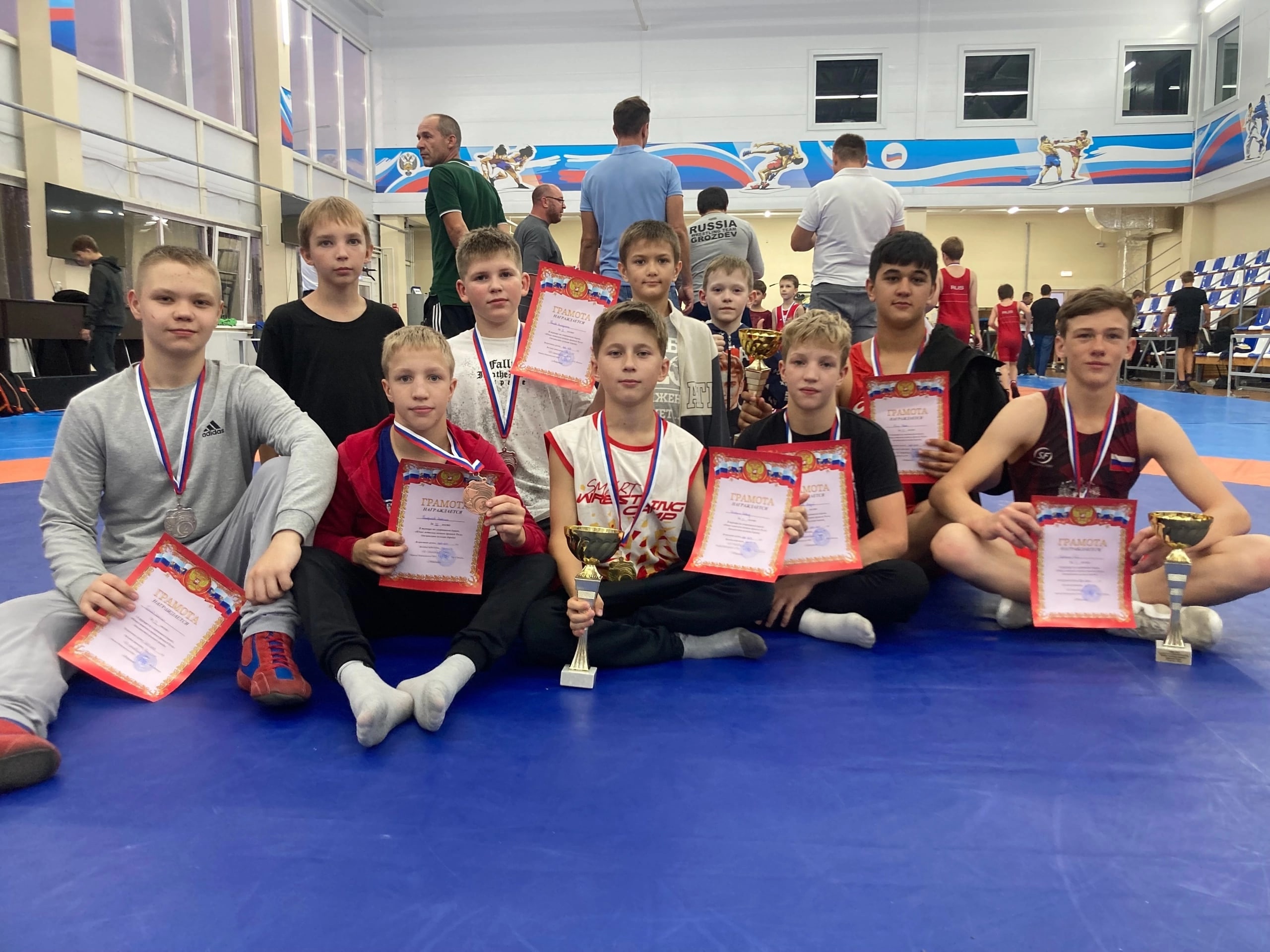 Кинешемцы завоевали награды на Межрегиональном турнире по вольной борьбе