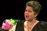 Вера Добролюбова возглавила жюри международного фестиваля «Романса голос осенний» в Кинешме