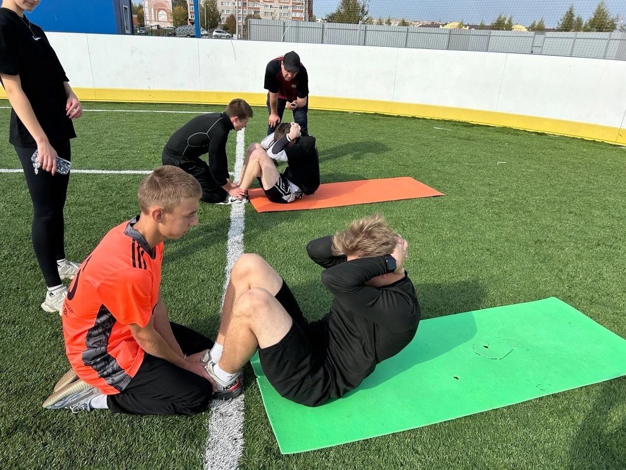 Старшеклассники и студенты колледжей Кинешмы сдавали нормы ГТО